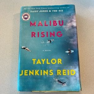 Malibu Rising hardcover book by Taylor Jenkins Reid